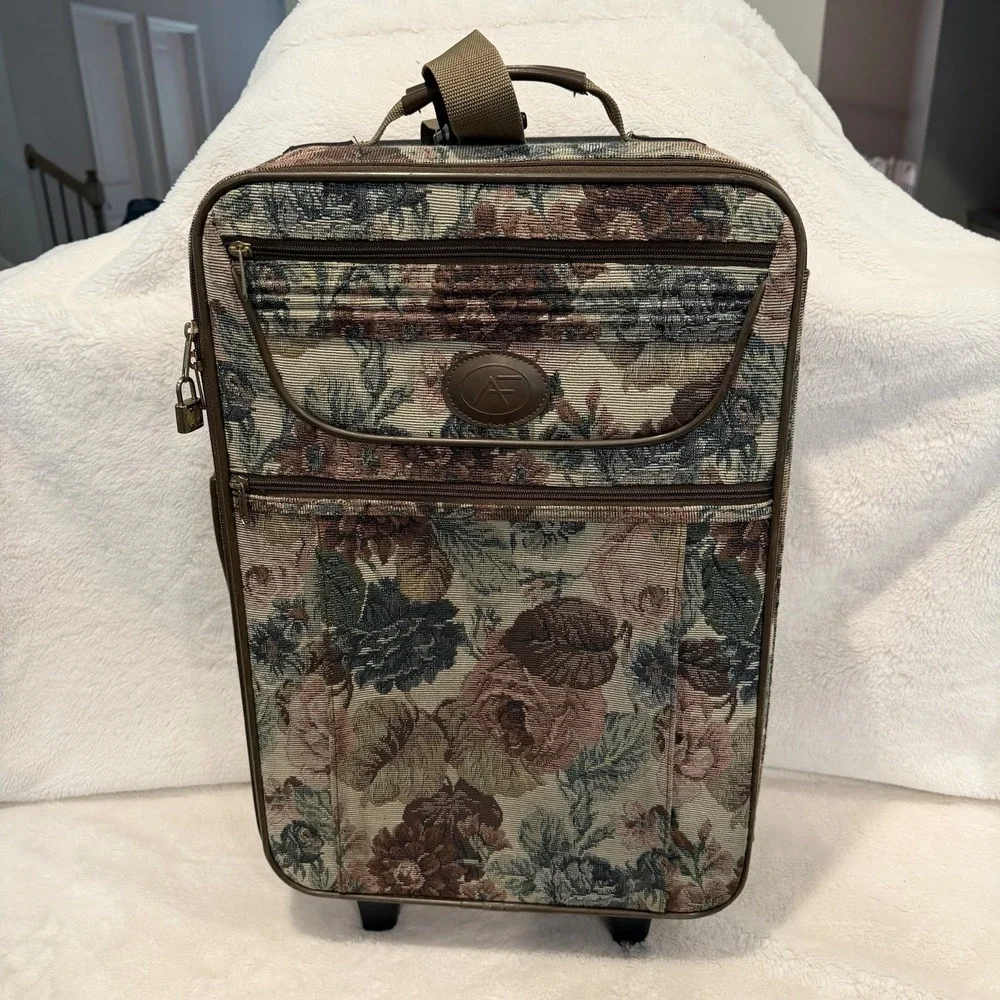 VTG Y2K American Flyer Floral Tapestry Garment Carryon Bag Luggage Cottage Core